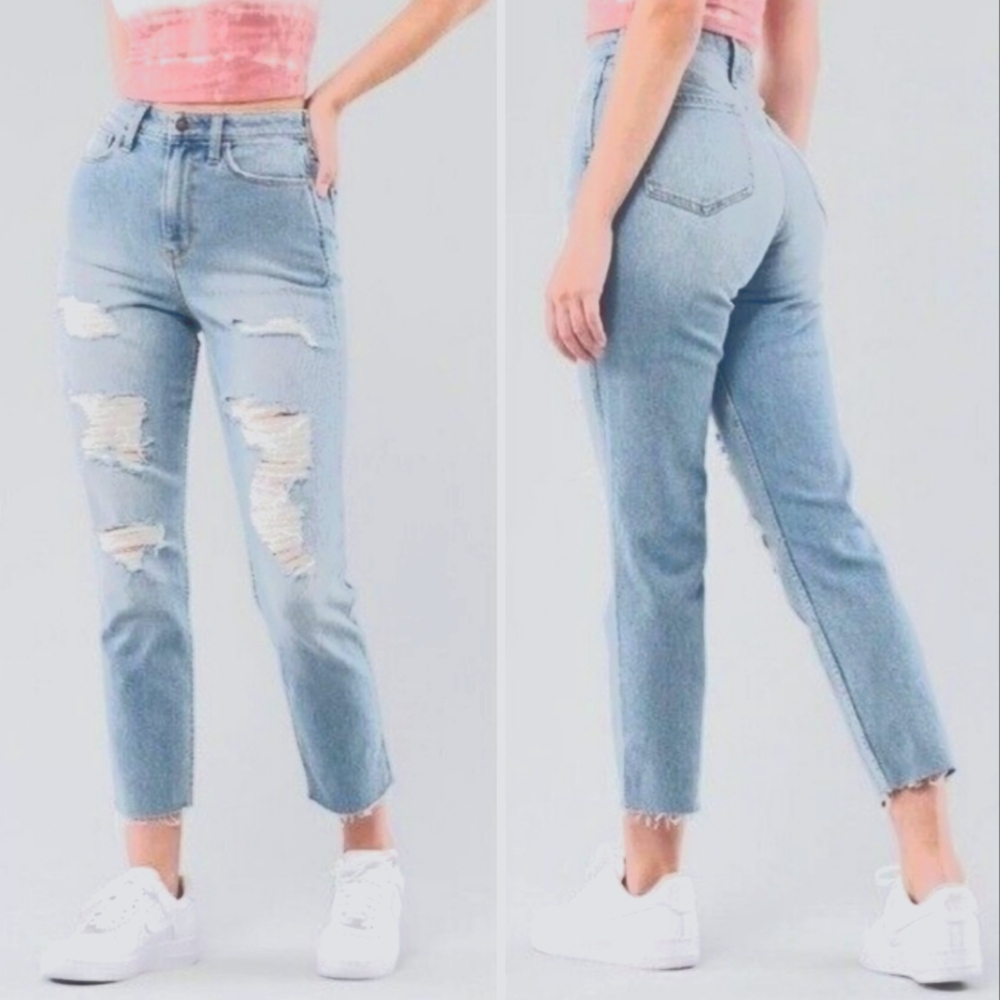 Hollister Curvy High Rise Crop Super Skinny Soft Stretch Distressed Jean